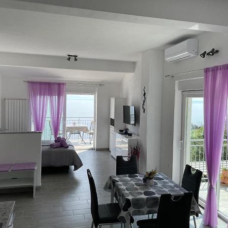 Studio Apartman Rubinic Lovran Bagian luar foto