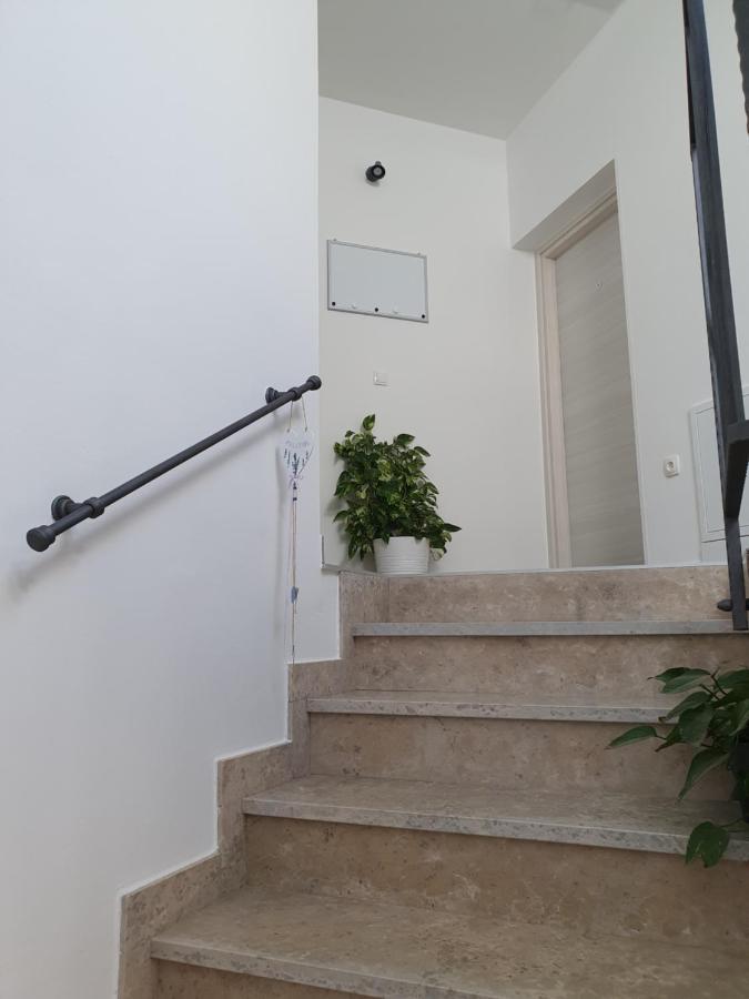 Studio Apartman Rubinic Lovran Bagian luar foto