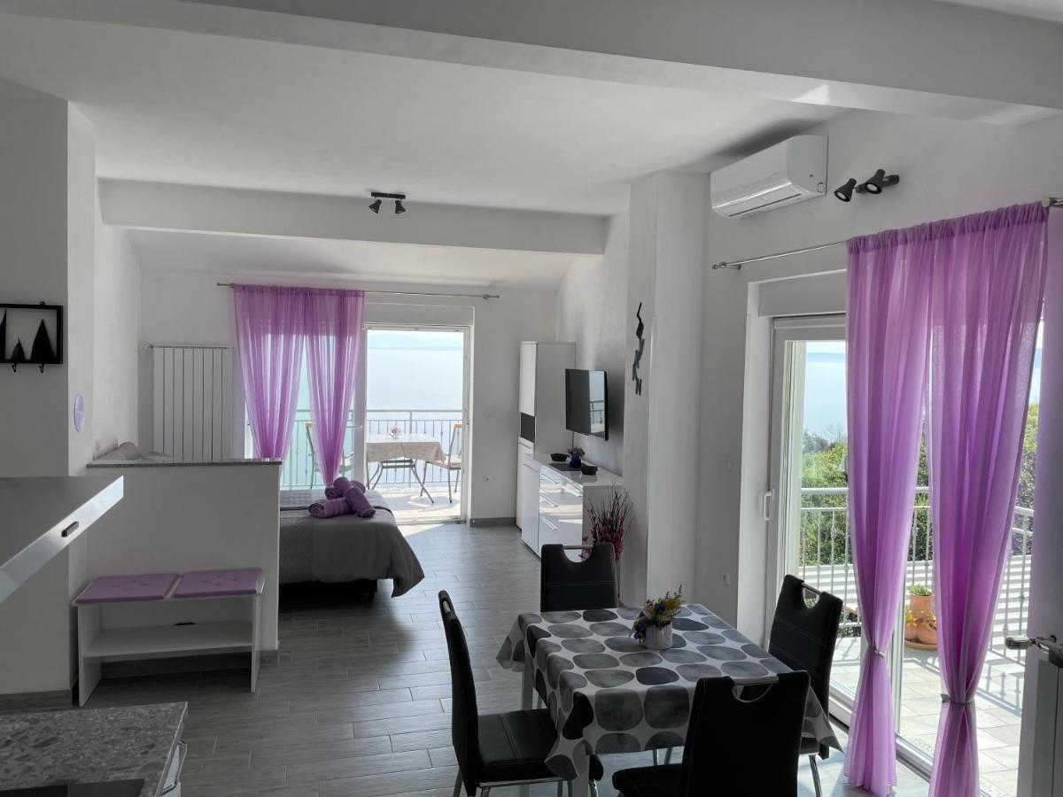 Studio Apartman Rubinic Lovran Bagian luar foto